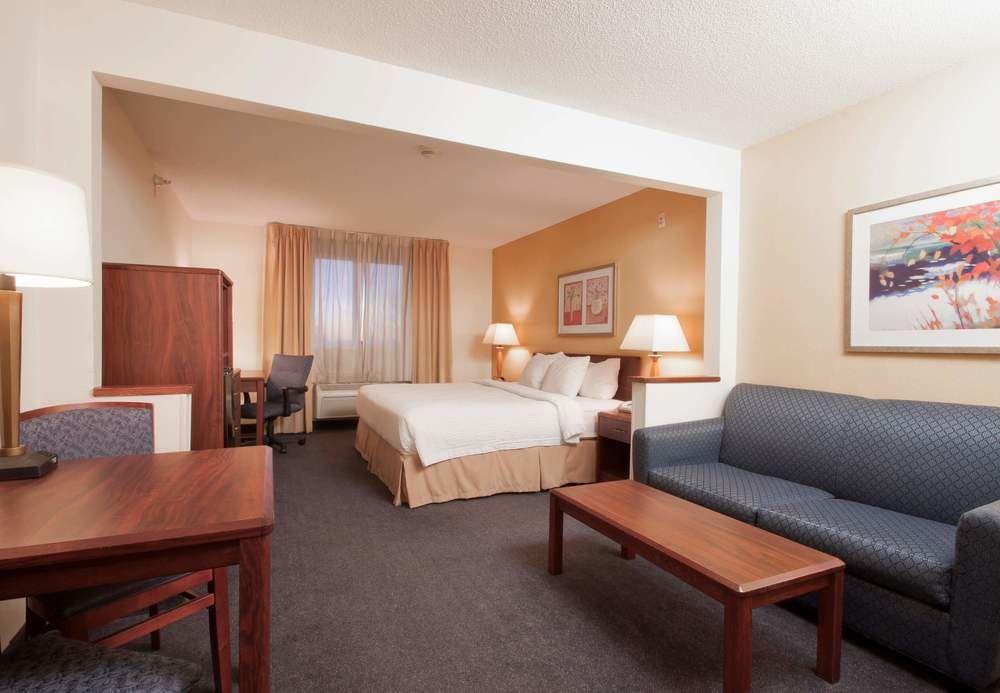 Comfort Inn & Suites Liverpool - Syracuse מראה חיצוני תמונה