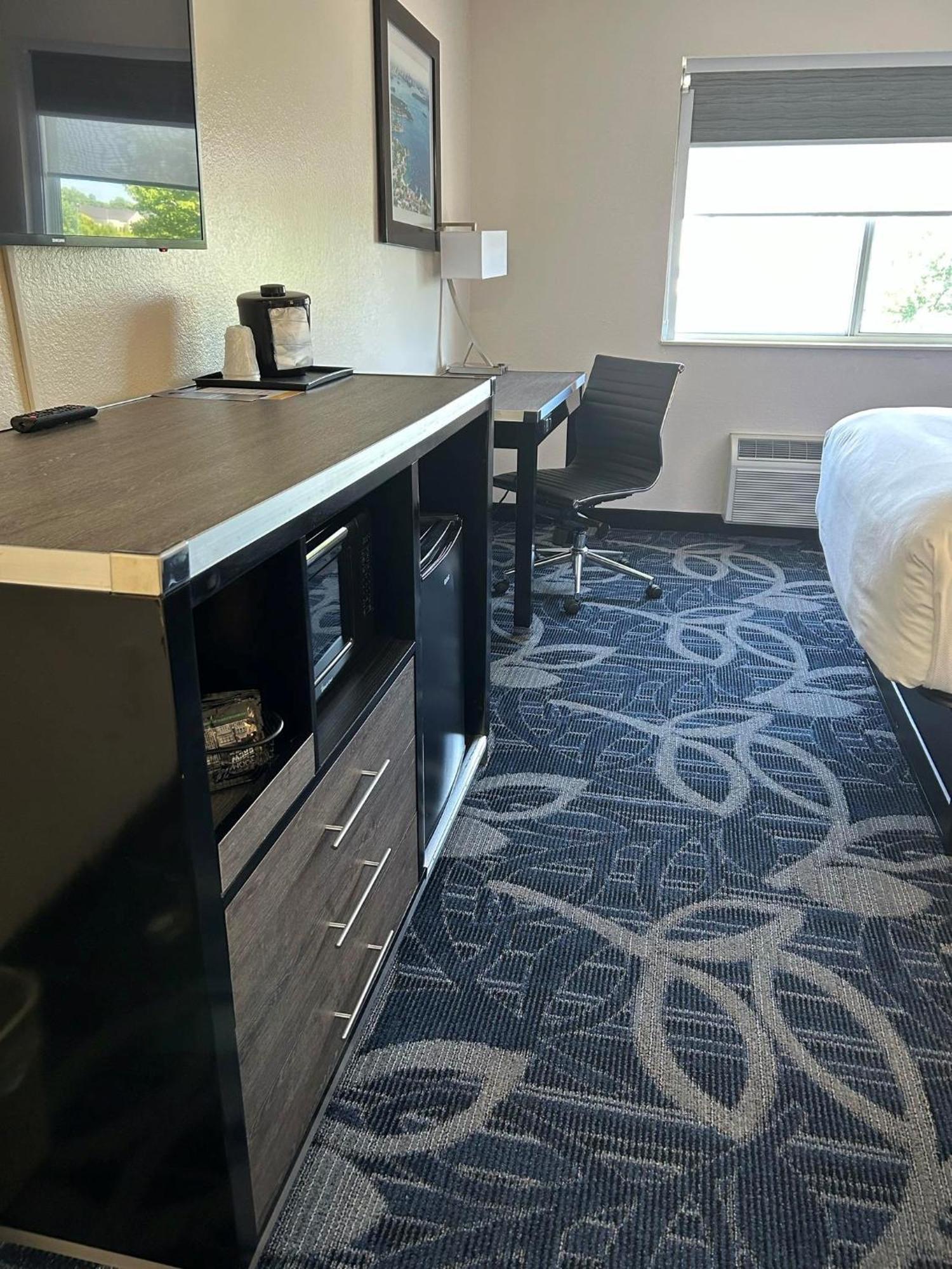 Comfort Inn & Suites Liverpool - Syracuse מראה חיצוני תמונה
